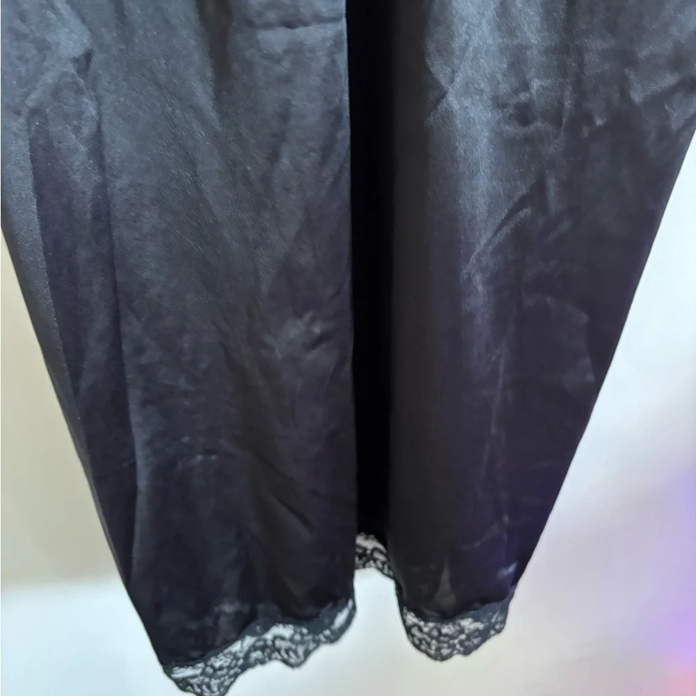 Vintage black lace slip midi dress feminine - Picture 5 of 6